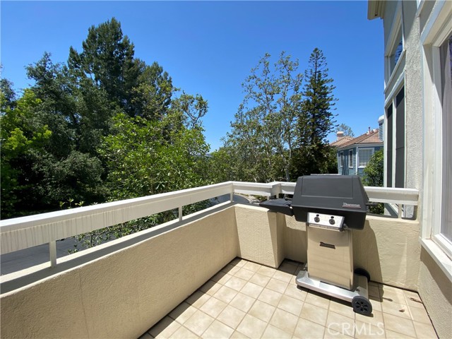 Detail Gallery Image 31 of 50 For 11734 Folkstone Ln, Bel Air,  CA 90077 - 4 Beds | 3/1 Baths