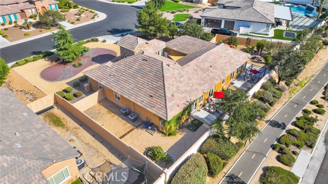 Detail Gallery Image 66 of 75 For 12916 Hyperion Ln, Apple Valley,  CA 92308 - 5 Beds | 3/1 Baths