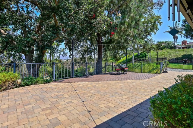 Detail Gallery Image 32 of 47 For 6587 E via Arboles, Anaheim Hills,  CA 92807 - 4 Beds | 2/1 Baths
