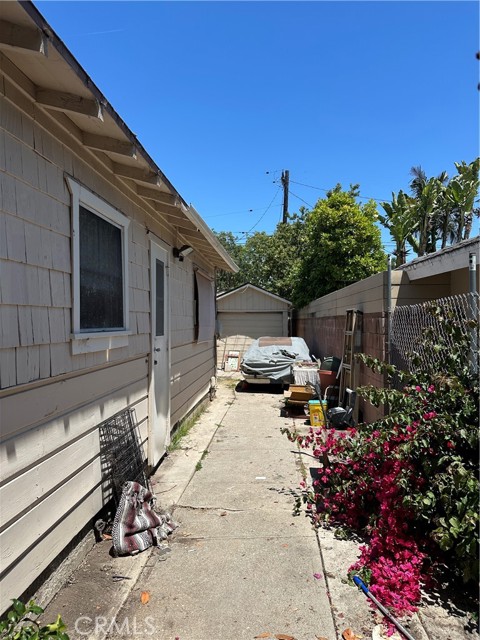 4058 Bledsoe Avenue, Culver City CA: https://media.crmls.org/medias/0b13054a-24e1-4f61-aa8d-a90de82a3012.jpg