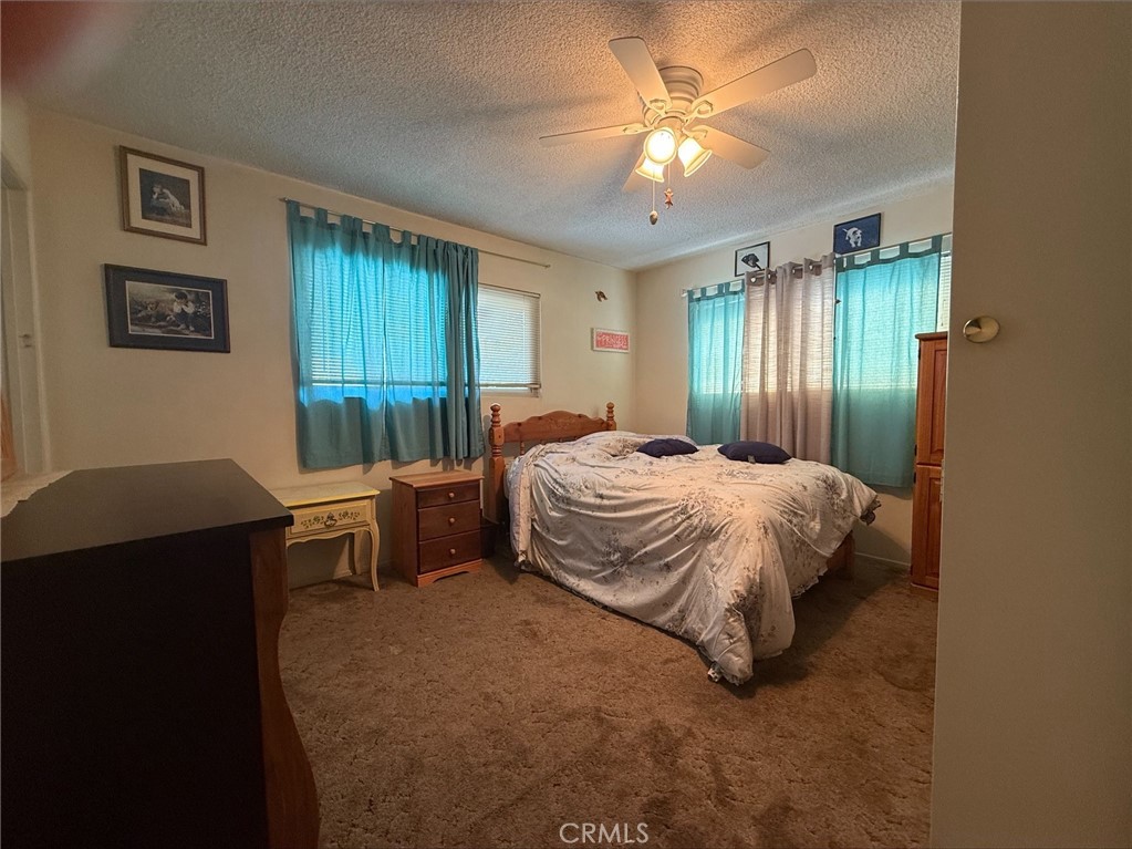 https://media.crmls.org/medias/0b13a4f9-24c5-4b8d-bdbb-e263ae6e86ff.jpg?preset=X-Large