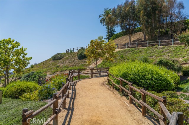 33621 Paseo Eternidad, San Juan Capistrano CA: https://media.crmls.org/medias/0b144898-1711-44b9-9cff-4c01da7cff3d.jpg