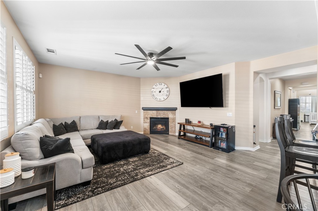 MLS #SR25268792 image #11