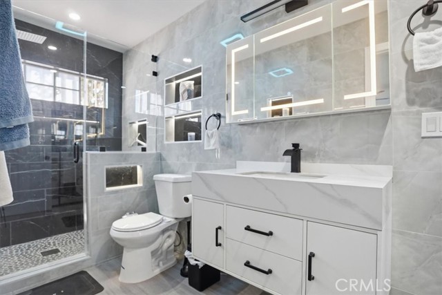 Detail Gallery Image 9 of 34 For 4020 E 61st, Huntington Park,  CA 90255 - 3 Beds | 2 Baths