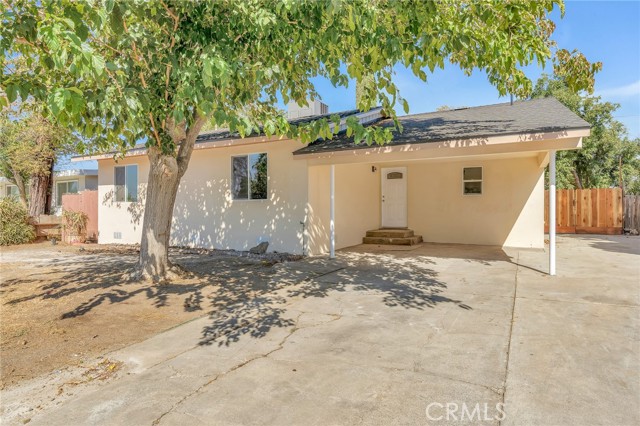 Detail Gallery Image 1 of 1 For 844 Pennsylvania Ave, Los Banos,  CA 93635 - 4 Beds | 2 Baths