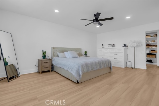 Detail Gallery Image 21 of 51 For 9888 Trinity, Oak Hills,  CA 92344 - 6 Beds | 2 Baths