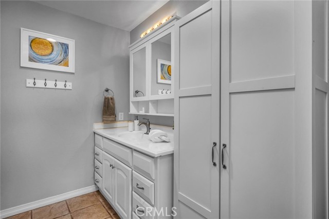 Detail Gallery Image 21 of 28 For 5937 Armaga Spring Rd a,  Rancho Palos Verdes,  CA 90275 - 2 Beds | 2 Baths