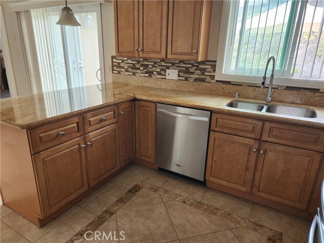 3516 South WHITINGHAM Drive photo 25
