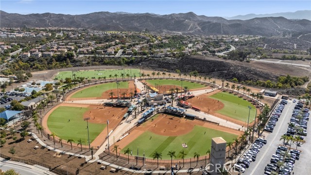 Detail Gallery Image 26 of 26 For 39562 Strada Pozzo, Lake Elsinore,  CA 92532 - 4 Beds | 3 Baths