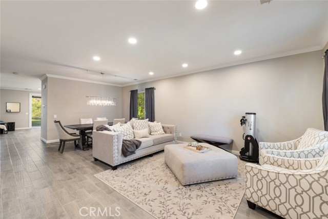 Detail Gallery Image 3 of 55 For 33032 Canopy Ln, Lake Elsinore,  CA 92532 - 4 Beds | 2/1 Baths