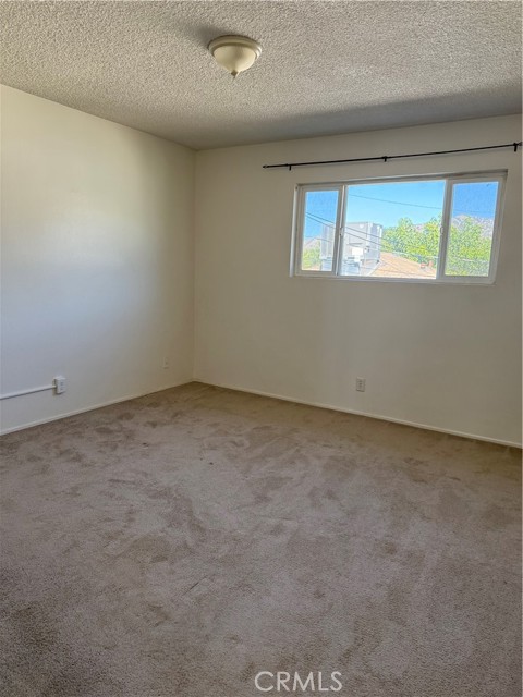 Detail Gallery Image 9 of 12 For 1953 N Parish #C,  Burbank,  CA 91504 - 2 Beds | 1/1 Baths