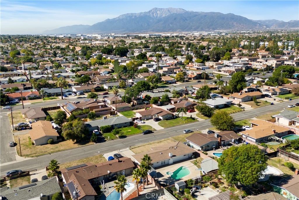 MLS #DW25252873 image #32