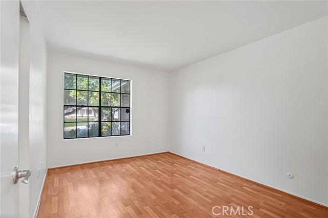 Detail Gallery Image 13 of 27 For 8308 Lakeside Dr, Jurupa Valley,  CA 92509 - 3 Beds | 2 Baths