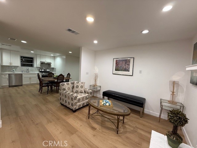 Detail Gallery Image 16 of 46 For 3837 Lincoln Ave, El Monte,  CA 91731 - 7 Beds | 5 Baths