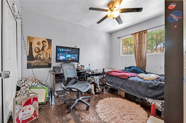 2660 Newell Street, County - Los Angeles CA: https://media.crmls.org/medias/0b1a5958-88db-47b2-b4a9-e264bcf07c50.jpg
