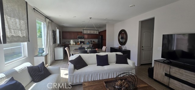 Detail Gallery Image 31 of 59 For 17190 Pioneer, San Bernardino,  CA 92407 - 3 Beds | 2/1 Baths