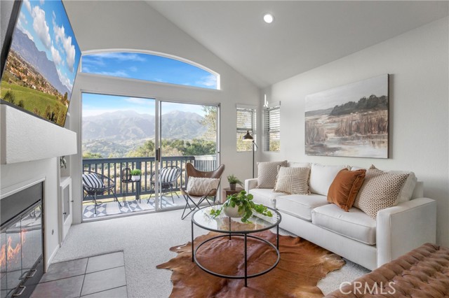 37 Lobelia, Rancho Santa Margarita CA: https://media.crmls.org/medias/0b1a9a3e-24cc-4511-8a75-4cc7782a3985.jpg