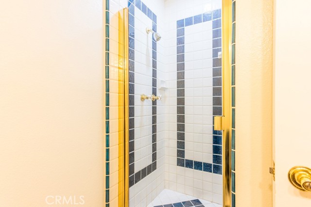 Detail Gallery Image 22 of 66 For 23132 Posada, Valencia,  CA 91354 - 5 Beds | 3 Baths