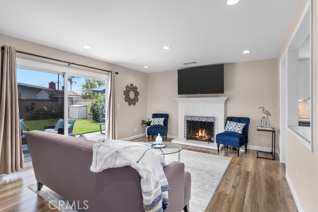 Detail Gallery Image 10 of 29 For 17428 Ash St, Fountain Valley,  CA 92708 - 3 Beds | 2 Baths