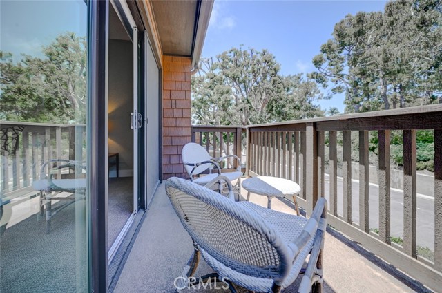 Detail Gallery Image 34 of 41 For 32 Canyon Island Dr, Newport Beach,  CA 92660 - 2 Beds | 2 Baths