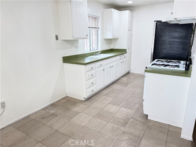 420 E Blueridge Avenue, Orange CA: https://media.crmls.org/medias/0b1c302f-7a30-4d43-82cc-c82b68c45f70.jpg