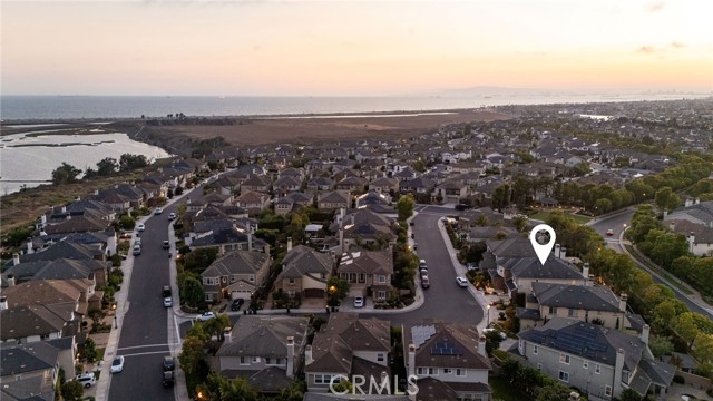 4901 Orleans Drive, Huntington Beach CA: https://media.crmls.org/medias/0b1cb6b6-1bcb-42f0-8c74-3762230dbf37.jpg