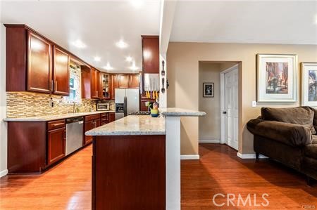 Detail Gallery Image 17 of 41 For 552 S Yorba St, Orange,  CA 92869 - 3 Beds | 2 Baths