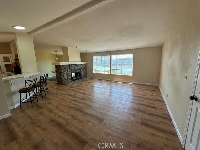 280 Henderson Drive, Clearlake Oaks CA: https://media.crmls.org/medias/0b1db038-9135-495d-be34-a5d6d6c5e5ef.jpg