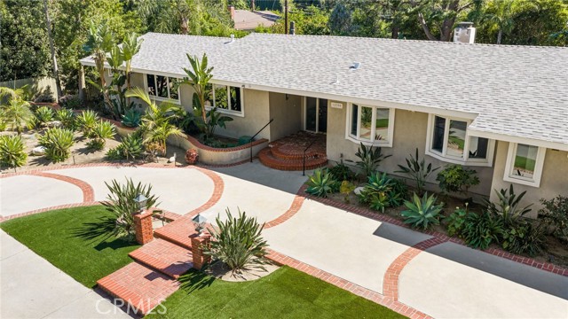 Detail Gallery Image 3 of 48 For 18200 Vintage, Northridge,  CA 91325 - 4 Beds | 3 Baths