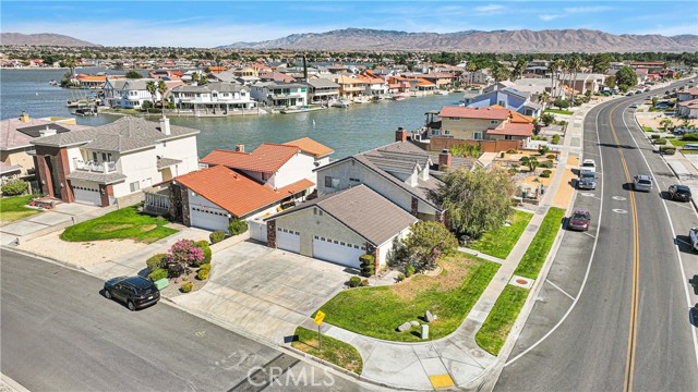 Detail Gallery Image 47 of 49 For 17987 Mariner Dr, Victorville,  CA 92395 - 5 Beds | 4 Baths