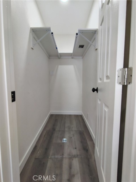 Detail Gallery Image 17 of 29 For 231 E Century, Los Angeles,  CA 90003 - 2 Beds | 1/1 Baths