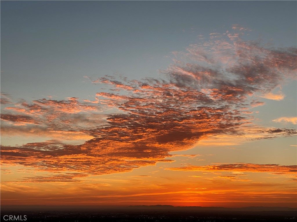 https://media.crmls.org/medias/0b1f12bc-b1ca-4229-acc6-f74356656533.jpg?preset=X-Large