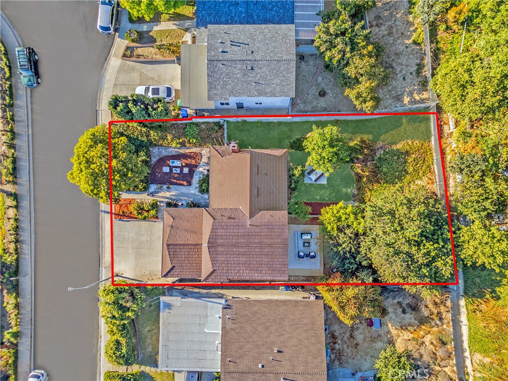 https://media.crmls.org/medias/0b1f46d5-cb09-4440-9074-0020b2e74d2e.jpg?preset=X-Large