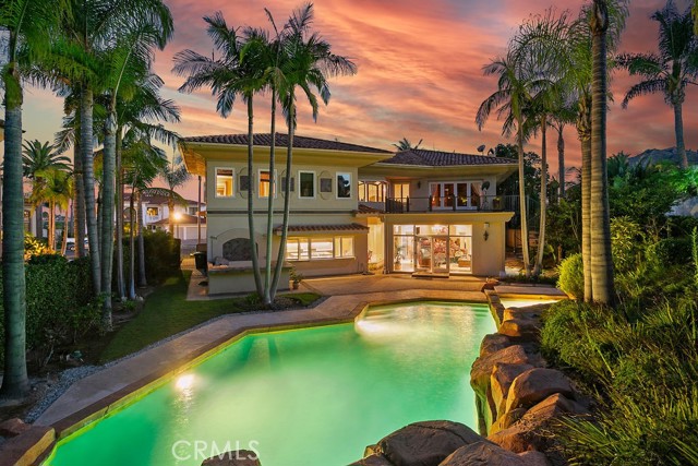 5 Ebony Glade, Laguna Niguel CA: https://media.crmls.org/medias/0b1f6d2e-57b6-461d-afec-8ee8b02c260e.jpg