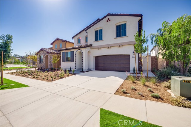 Detail Gallery Image 2 of 15 For 2265 Panama Dr, Corona,  CA 92883 - 5 Beds | 3/1 Baths