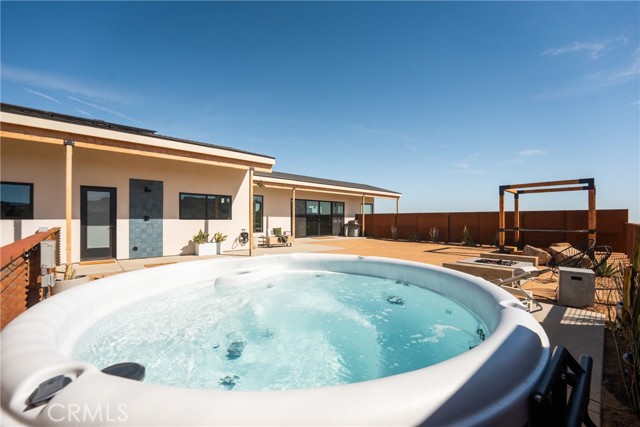 3170 Wesley Road, Joshua Tree CA: https://media.crmls.org/medias/0b1fc12e-04e8-402c-900d-93f64981fe5f.jpg