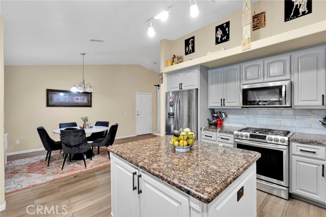 Detail Gallery Image 13 of 58 For 17777 Brazier, Riverside,  CA 92508 - 4 Beds | 3 Baths