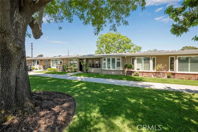 Detail Gallery Image 2 of 33 For 1260 Northwood Rd 164b,  Seal Beach,  CA 90740 - 2 Beds | 1 Baths