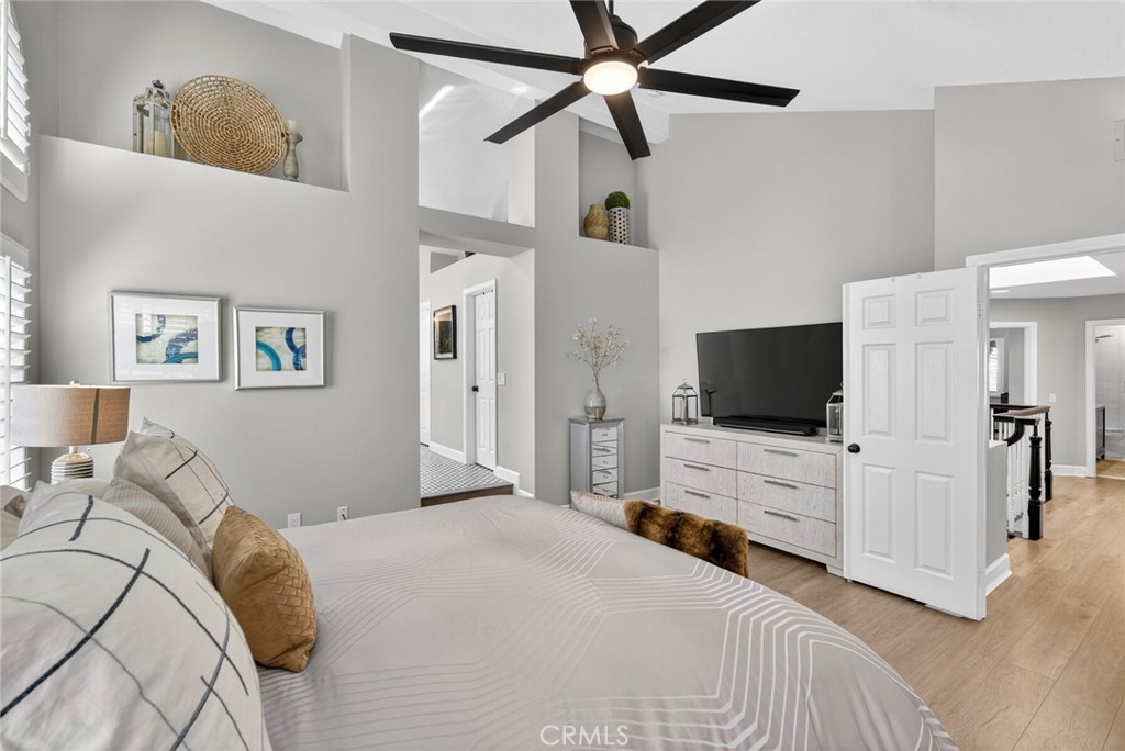 MLS #OC26040336 image #44