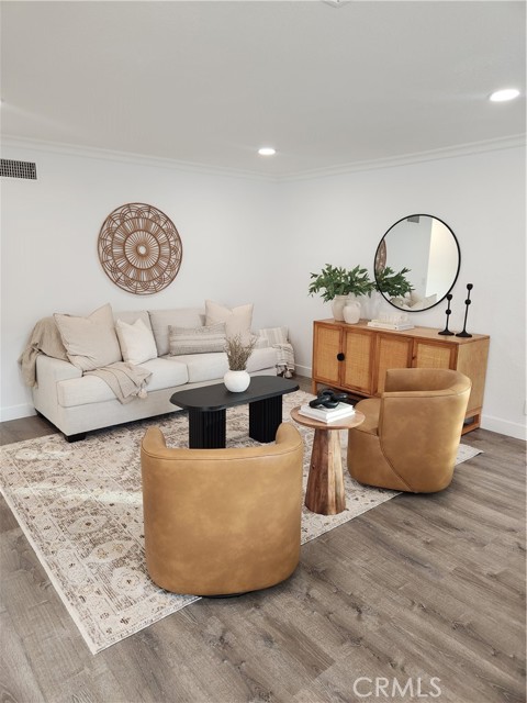 Detail Gallery Image 12 of 35 For 1626 E 15th St, Santa Ana,  CA 92701 - 4 Beds | 2 Baths