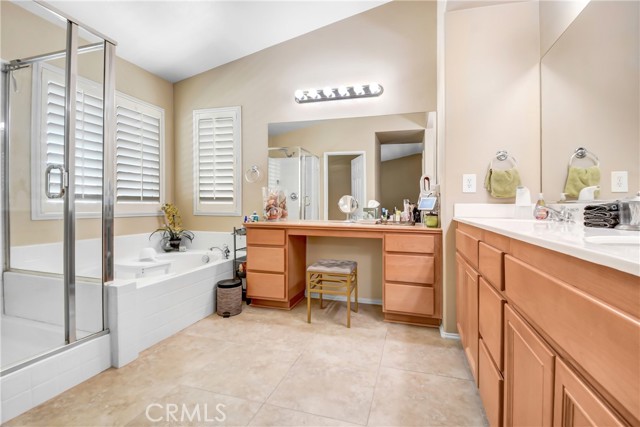 31 Newburn Court, Beaumont CA: https://media.crmls.org/medias/0b212794-fe98-41b1-974b-50f7e4330755.jpg