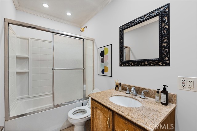 Detail Gallery Image 9 of 14 For 6850 Morella Ave #6,  North Hollywood,  CA 91605 - 2 Beds | 2 Baths