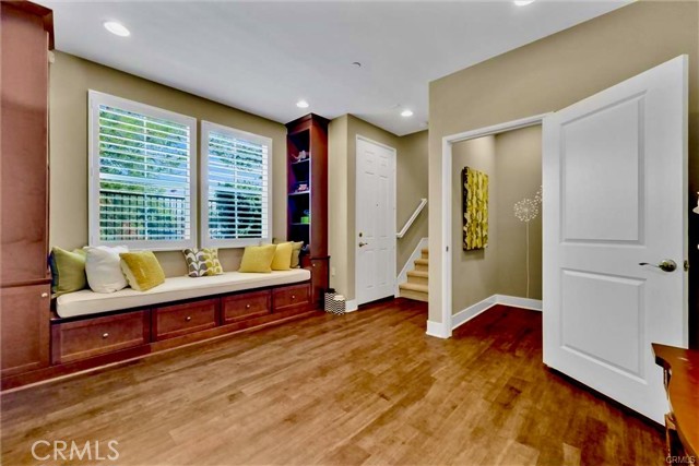 Detail Gallery Image 3 of 37 For 12382 Constellation St, Corona,  CA 91752 - 3 Beds | 2/2 Baths