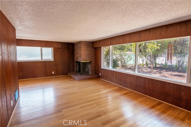 318 E Laurel Avenue, Sierra Madre CA: https://media.crmls.org/medias/0b22b618-51c7-4a5d-9441-e4088947e2de.jpg