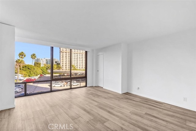 Detail Gallery Image 5 of 59 For 4337 Marina City Dr #149,  Marina Del Rey,  CA 90292 - 3 Beds | 2 Baths