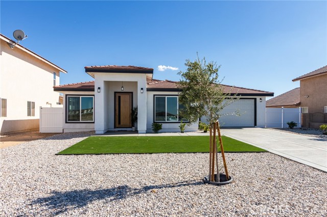 Detail Gallery Image 7 of 75 For 26987 Lakeview, Helendale,  CA 92342 - 4 Beds | 3 Baths