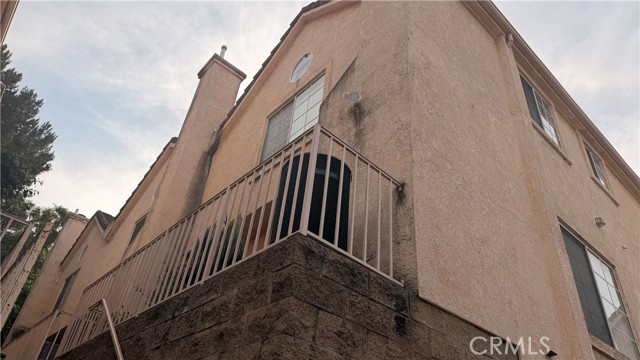 Detail Gallery Image 3 of 4 For 20807 Elaine Ave #4,  Lakewood,  CA 90715 - 2 Beds | 3 Baths