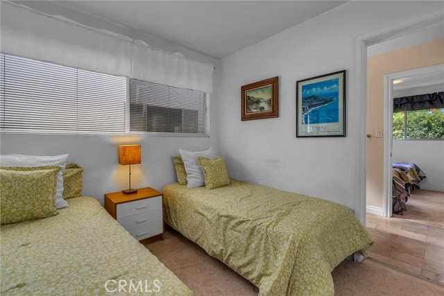 168 Vista Del Parque, Redondo Beach, California 90277, 6 Bedrooms Bedrooms, ,3 BathroomsBathrooms,Residential,Sold,Vista Del Parque,PV22188074