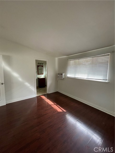 Detail Gallery Image 10 of 13 For 528 Cherry #C,  Long Beach,  CA 90802 - 1 Beds | 1 Baths