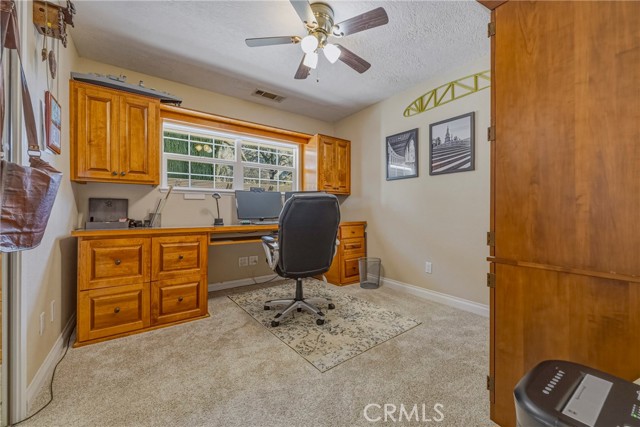 Detail Gallery Image 36 of 60 For 1282 Carolina, Merced,  CA 95340 - 4 Beds | 3 Baths